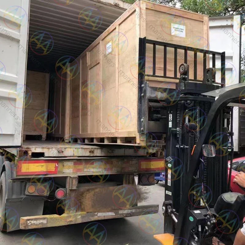 سفارش مشتری آمریکایی برای 2600pcs سفارشی CNC خودکار توری عطف قطعات برنج تکمیل...